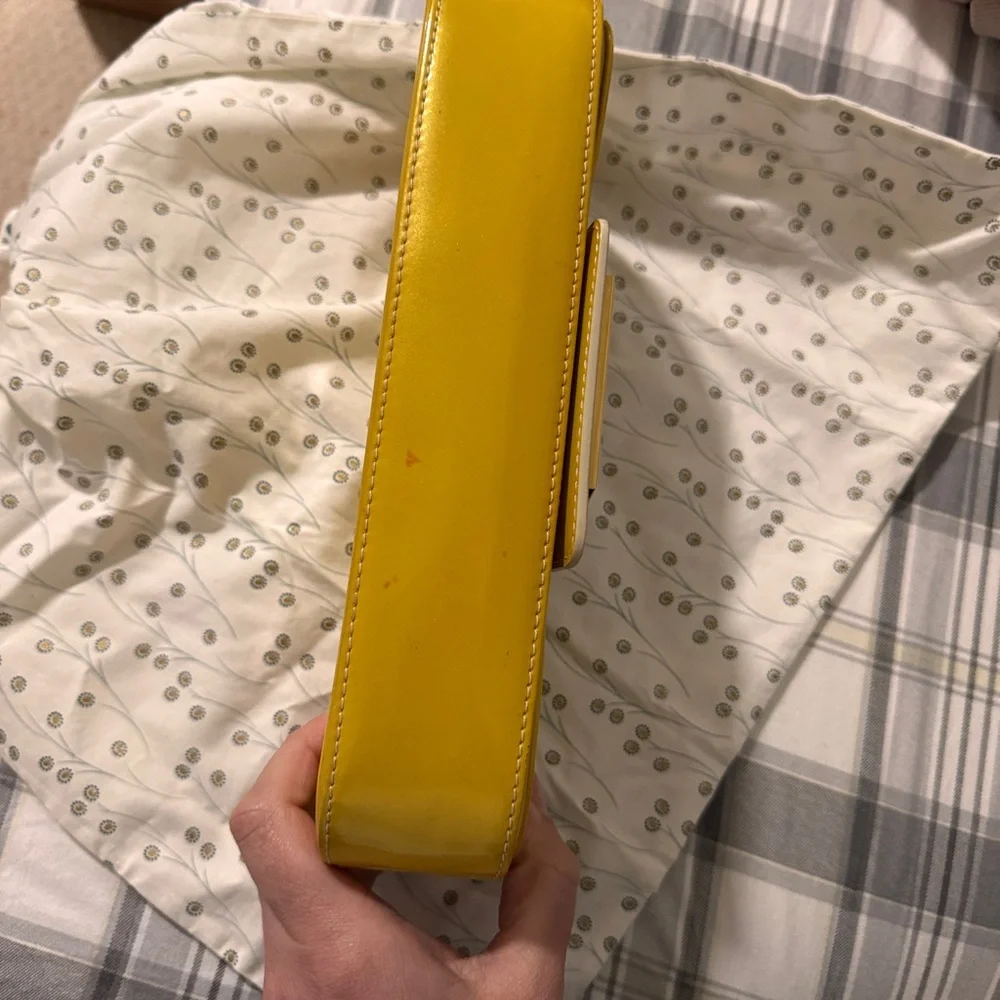 Louis Vuitton Yellow Designer Clutch - Picture 4 of 9